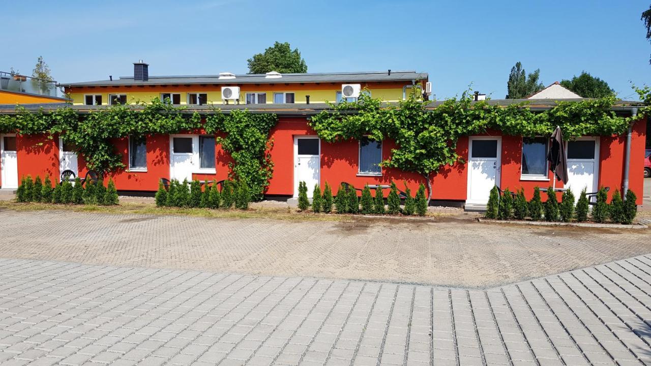 Appartement Vermietung Brunner Rostock Bagian luar foto